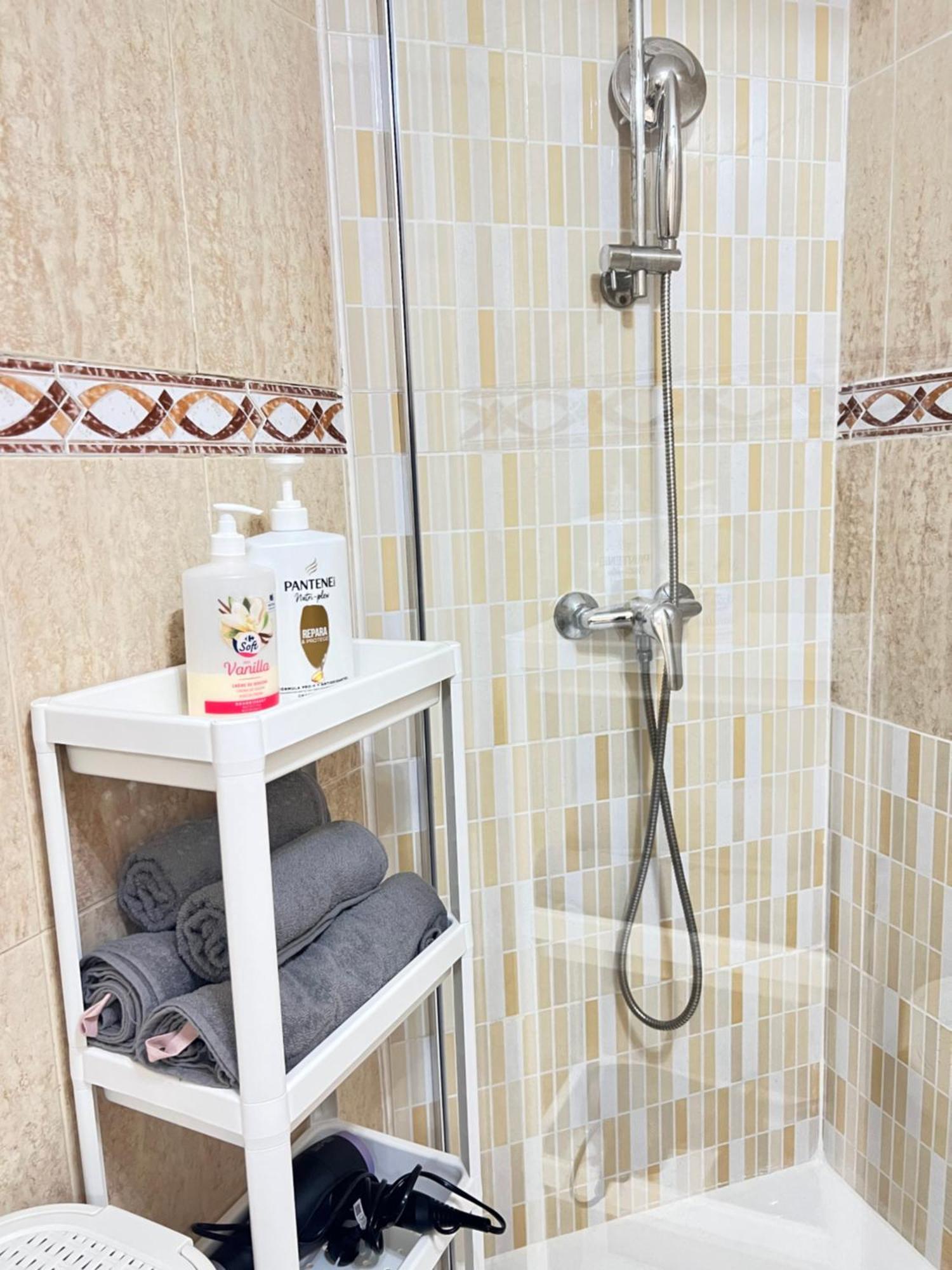 Renovated Cosy Studio 350 M Playa Del Cura, With Official Touristic License Torrevieja Luaran gambar
