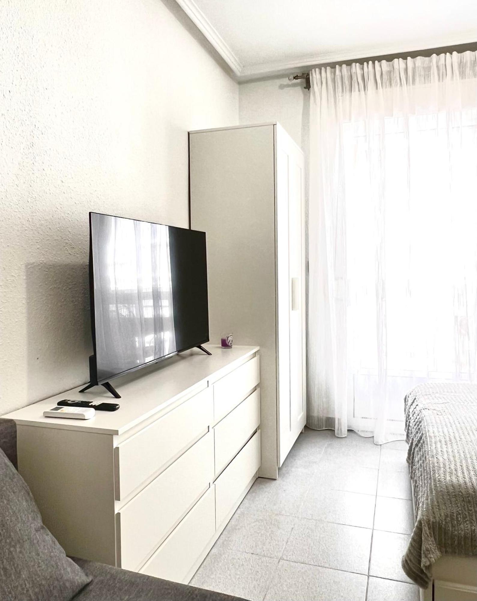Renovated Cosy Studio 350 M Playa Del Cura, With Official Touristic License Torrevieja Luaran gambar